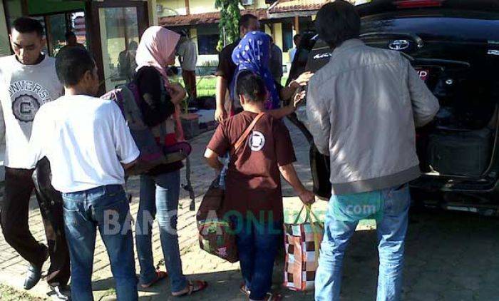 24 TKI Ilegal Sumenep Dideportasi dari Malaysia 24 TKI Ilegal Sumenep Dideportasi dari Malaysia