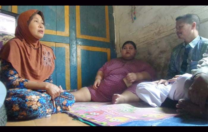 Silvia Gadis Obesitas Asal Lamongan: Masih Trauma Bertemu Orang Asing, Minta Belajar di Rumah Silvia Gadis Obesitas Asal Lamongan: Masih Trauma Bertemu Orang Asing, Minta Belajar di Rumah