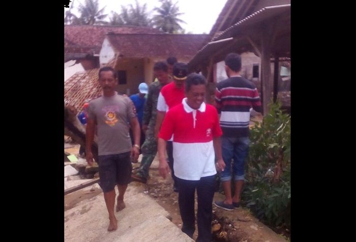 Hingga Hari ini, Banjir Bandang Pacitan Renggut Sedikitnya 22 Korban Jiwa Hingga Hari ini, Banjir Bandang Pacitan Renggut Sedikitnya 22 Korban Jiwa