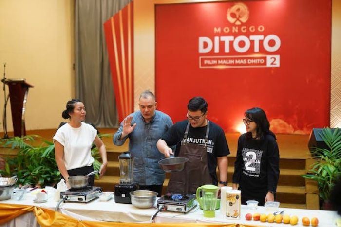 Dorong Kemandirian Usaha, Cabup Dhito dan Istri Beri Pelatihan Olahan Mangga Podang Dorong Kemandirian Usaha, Cabup Dhito dan Istri Beri Pelatihan Olahan Mangga Podang