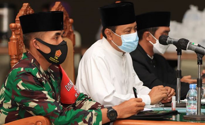 Pimpin Doa Bersama, Gus Ipul Berharap Kapal Selam Nanggala Segera Ditemukan Pimpin Doa Bersama, Gus Ipul Berharap Kapal Selam Nanggala Segera Ditemukan
