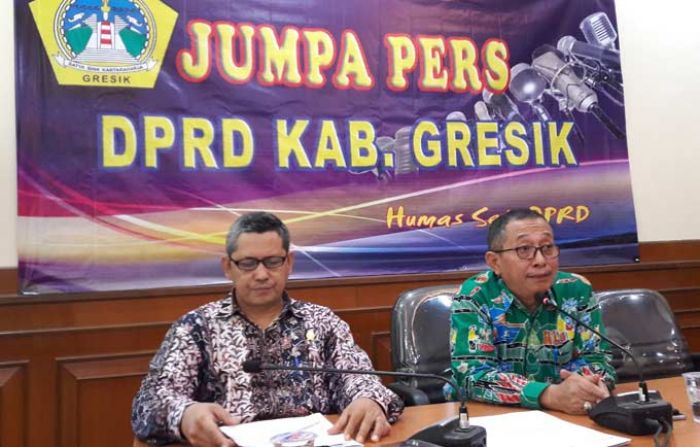 Ketua DPRD Gresik Akui Ada Anggota Melakukan Pengawasan Hingga Lebihi Wewenang Ketua DPRD Gresik Akui Ada Anggota Melakukan Pengawasan Hingga Lebihi Wewenang