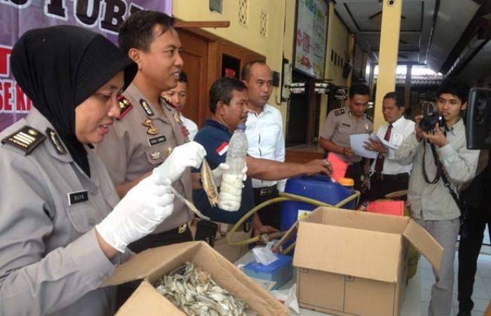 Pakai Formalin, H Ridwan Pengusaha Ikan Asin asal Tambakboyo Dibekuk Polisi Pakai Formalin, H Ridwan Pengusaha Ikan Asin asal Tambakboyo Dibekuk Polisi