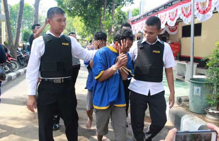 Tak Kapok Mencuri Meski Sudah Keluar-Masuk Penjara, Warga Prigen ini Masih Curi HP Tak Kapok Mencuri Meski Sudah Keluar-Masuk Penjara, Warga Prigen ini Masih Curi HP