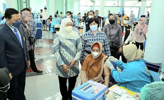 Jelang Lebaran 2022, Stok Vaksin Covid-19 di Jatim Aman Jelang Lebaran 2022, Stok Vaksin Covid-19 di Jatim Aman