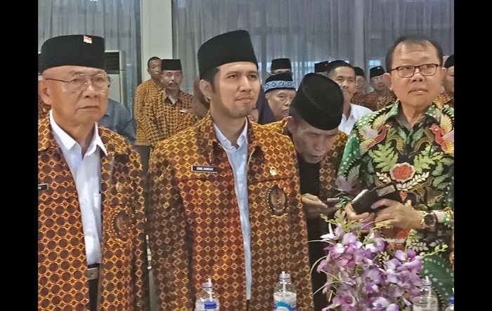 Puluhan Ribu Veteran dan Pejuang Kemerdekaan Berikan Suara untuk Khofifah-Emil Puluhan Ribu Veteran dan Pejuang Kemerdekaan Berikan Suara untuk Khofifah-Emil