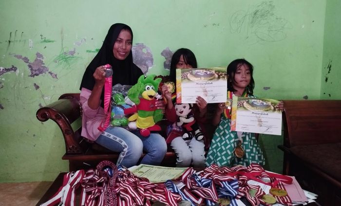 Pernah Dijanjikan Jadi PNS, Mantan Atlet Atletik SEA Games Asal Sampang Hanya Jadi Guru Honorer Pernah Dijanjikan Jadi PNS, Mantan Atlet Atletik SEA Games Asal Sampang Hanya Jadi Guru Honorer