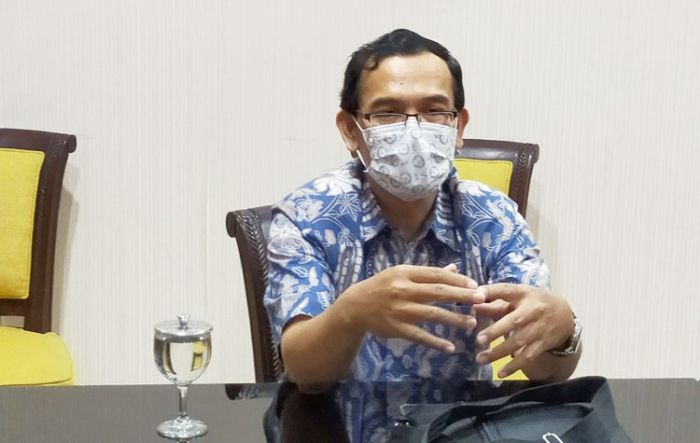 Sebut Bahan Disinfektan Aman, Guru Besar ITS Imbau Masyarakat Tak Produksi Secara Mandiri Sebut Bahan Disinfektan Aman, Guru Besar ITS Imbau Masyarakat Tak Produksi Secara Mandiri
