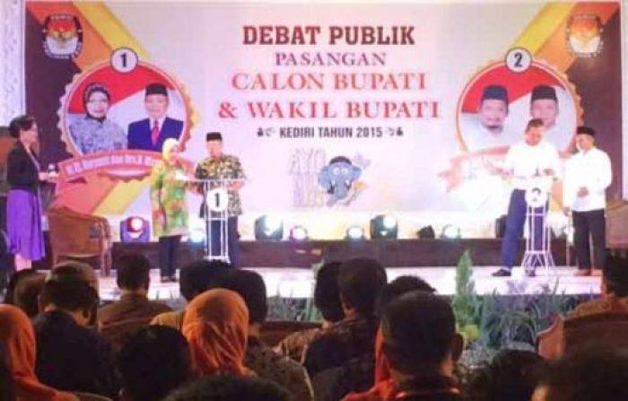 Debat Publik Cabup Kediri Dinilai Kurang Greget