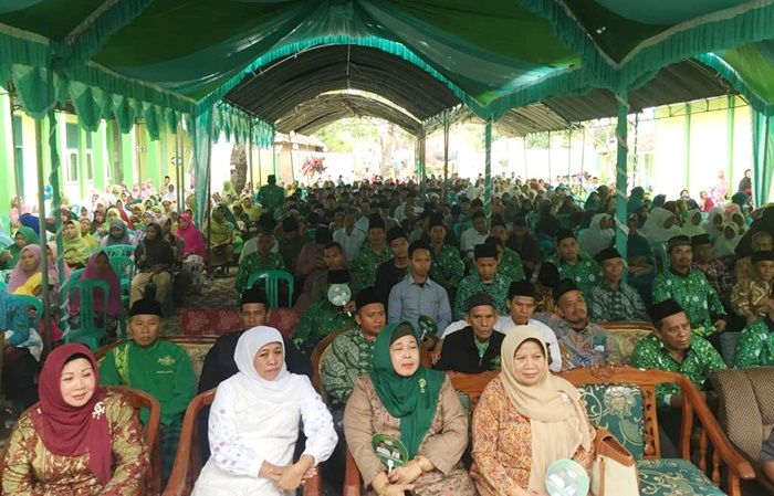 Perkuat Jawa Barat, Khofifah dan Kiai Asep Kampanye Jokowi di Indramayu Perkuat Jawa Barat, Khofifah dan Kiai Asep Kampanye Jokowi di Indramayu