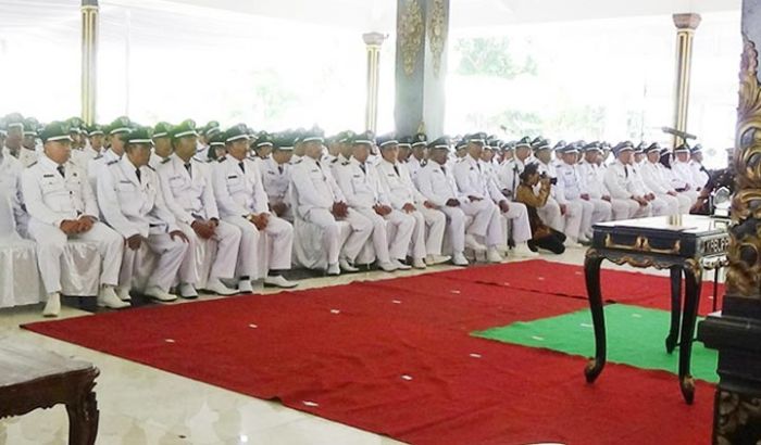 Bupati Jombang Lantik 279 Kades Terpilih, 7 Tak Hadir Karena Ini Bupati Jombang Lantik 279 Kades Terpilih, 7 Tak Hadir Karena Ini