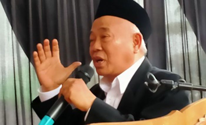 Menolak Pancasila Diperas Jadi Trisila-Ekasila, Kiai Asep Ajak Umat Islam, TNI, dan Polri Bersatu Menolak Pancasila Diperas Jadi Trisila-Ekasila, Kiai Asep Ajak Umat Islam, TNI, dan Polri Bersatu