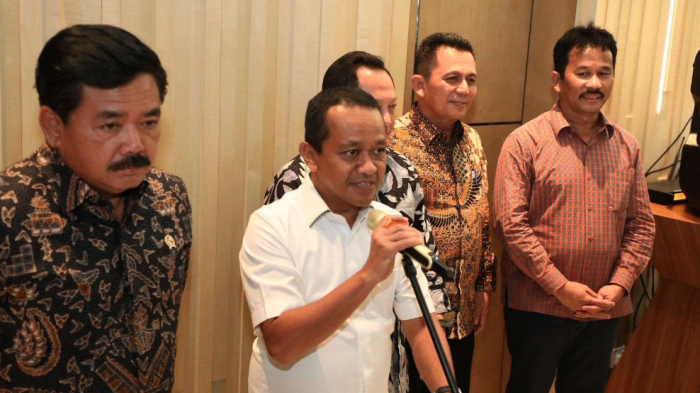 Menteri Bahlil Sebut Warga Tak Tolak Investasi, ini Janji Pemerintah untuk Pulau Rempang