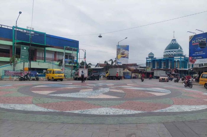 Sambut Tahun Baru 2023, Ribuan Warga Sidoarjo Tasyakuran Jalan Beton Tulangan-Bulang Sambut Tahun Baru 2023, Ribuan Warga Sidoarjo Tasyakuran Jalan Beton Tulangan-Bulang
