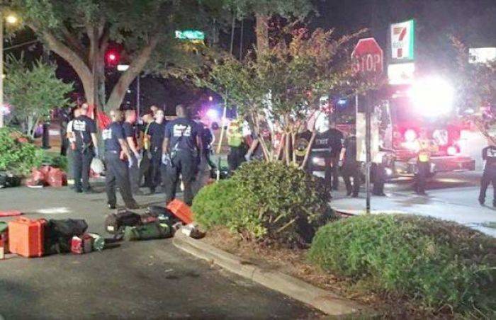 Klub LGBT Orlando Ditembaki: Pelaku Teroris Domestik, 20 Tewas, 42 Luka-luka Klub LGBT Orlando Ditembaki: Pelaku Teroris Domestik, 20 Tewas, 42 Luka-luka