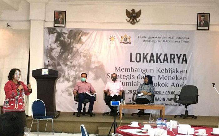 Kadin Jatim Sepakat Tekan Prevalensi Perokok Anak Kadin Jatim Sepakat Tekan Prevalensi Perokok Anak