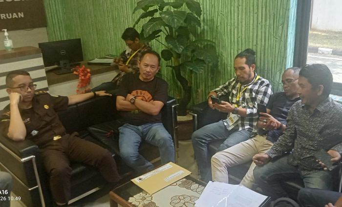 Soal Redistribusi Tanah, Lujeng Desak Kejari Pasuruan Tangkap Seluruh yang Terlibat Soal Redistribusi Tanah, Lujeng Desak Kejari Pasuruan Tangkap Seluruh yang Terlibat