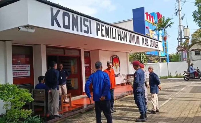 Partai Politik di Jember Ajukan Perubahan 10 Caleg Partai Politik di Jember Ajukan Perubahan 10 Caleg