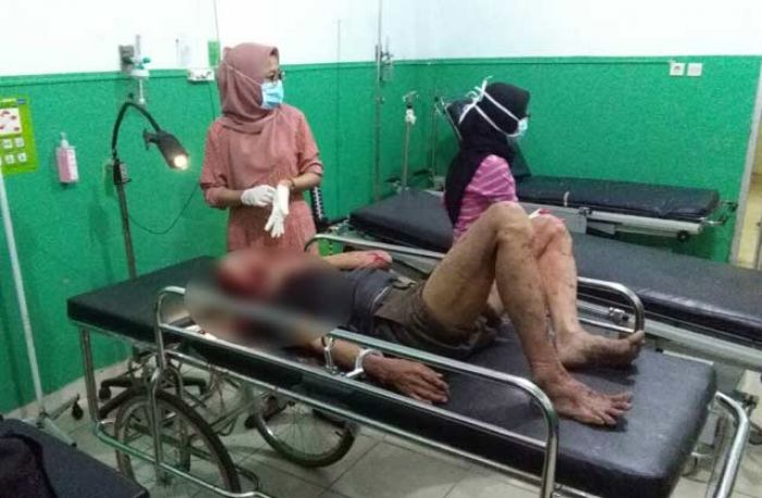 Sempat Sabet Korbannya, Maling di Desa Kandangan Ngawi ini Akhirnya Babak Belur Dikeroyok Massa Sempat Sabet Korbannya, Maling di Desa Kandangan Ngawi ini Akhirnya Babak Belur Dikeroyok Massa