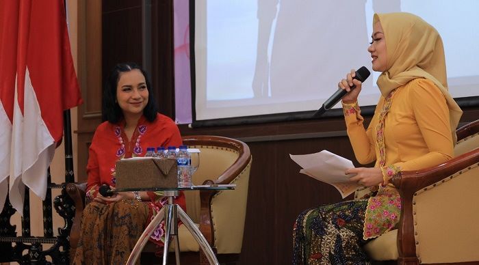 Shahnaz Haque Berharap Anggota IKBP Jatim Ikut Realisasikan Visi Indonesia Emas Shahnaz Haque Berharap Anggota IKBP Jatim Ikut Realisasikan Visi Indonesia Emas