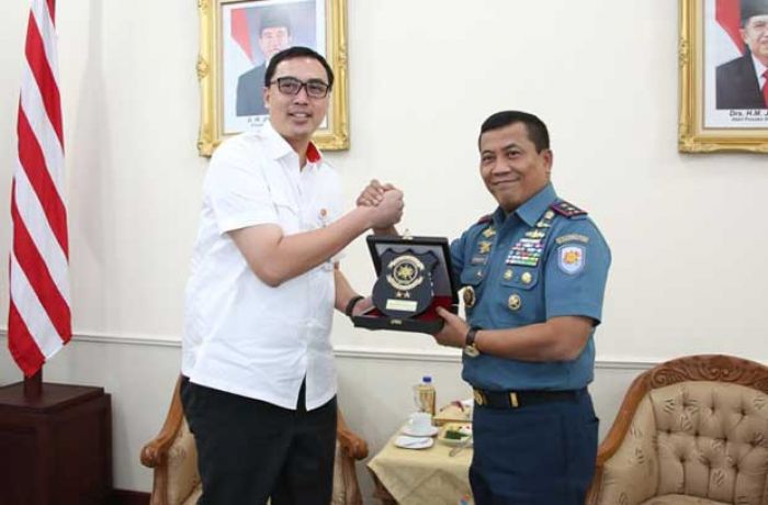 Dirut Perhutani Jatim Adakan Courtesy Call ke Koarmatim Dirut Perhutani Jatim Adakan Courtesy Call ke Koarmatim