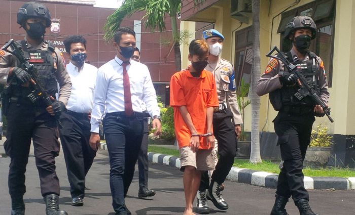 Pembunuhan Pemilik Warkop di Desa Sladi Pasuruan Terungkap Berkat Sandal Pelaku yang Tertinggal Pembunuhan Pemilik Warkop di Desa Sladi Pasuruan Terungkap Berkat Sandal Pelaku yang Tertinggal