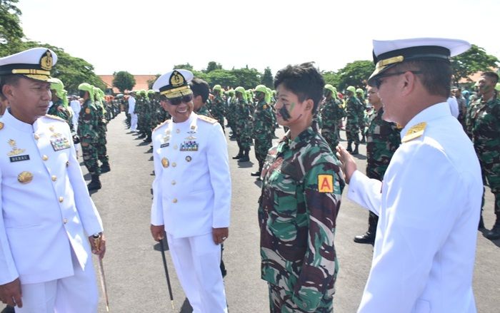 Pangarmada II Hadiri Upacara Pelantikan Siswa Dikmaba Angkatan ke-39 Pangarmada II Hadiri Upacara Pelantikan Siswa Dikmaba Angkatan ke-39