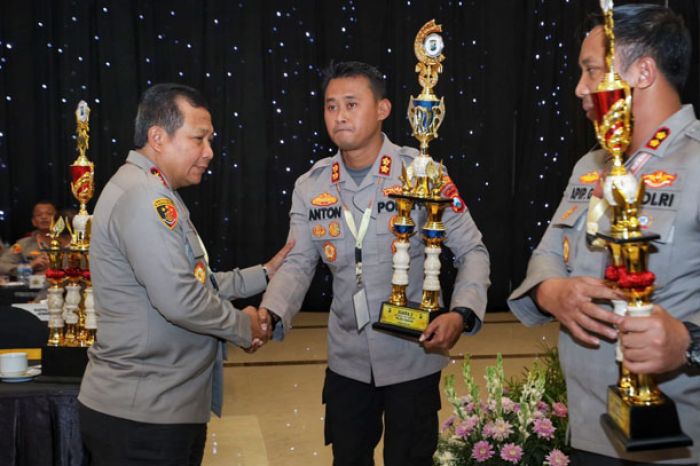 Polres Madiun Sabet 2 Penghargaan Aplikasi Siap Semeru Polda Jatim Polres Madiun Sabet 2 Penghargaan Aplikasi Siap Semeru Polda Jatim