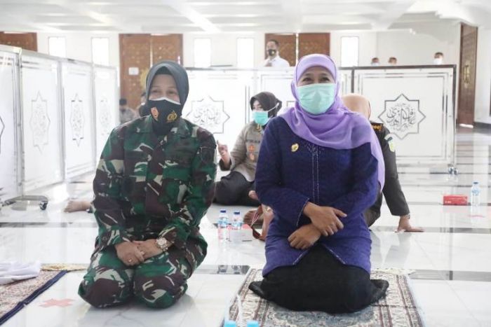 Jelang 21 Hari Pilkada Serentak, Gubernur dan Forkopimda Gelar Khotmil Quran di Mapolda Jatim Jelang 21 Hari Pilkada Serentak, Gubernur dan Forkopimda Gelar Khotmil Quran di Mapolda Jatim