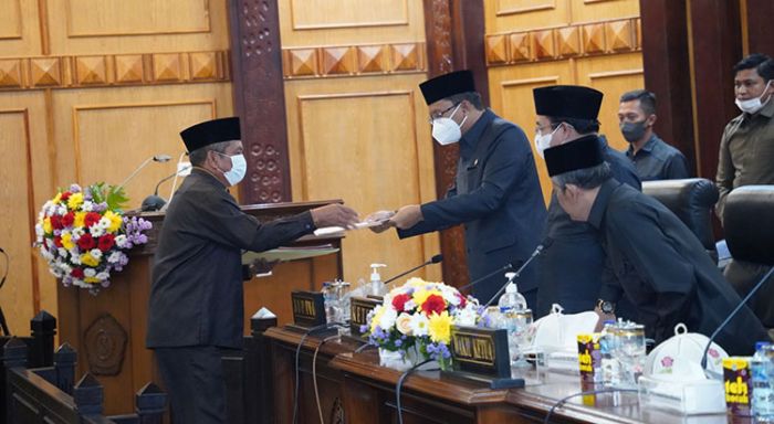 Setujui Perjanjian Kerja Sama Parkir, DPRD Sidoarjo Beri Sejumlah Rekomendasi Setujui Perjanjian Kerja Sama Parkir, DPRD Sidoarjo Beri Sejumlah Rekomendasi