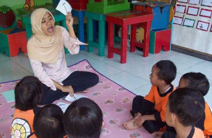 Ratusan Guru PAUD di Pasuruan Belum S1 Ratusan Guru PAUD di Pasuruan Belum S1