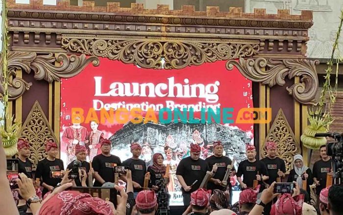 Ada Penampilan Tari Tiban, Launching Destination Branding Kediri Berbudaya Diguyur Hujan