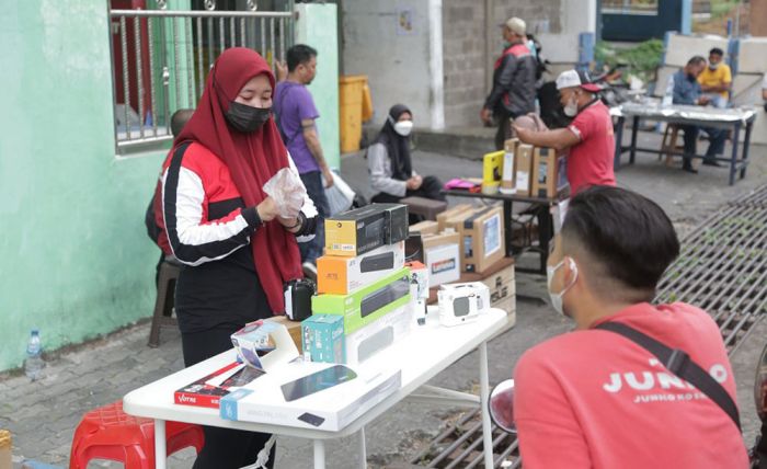 Dulu Dilarang karena PPKM, Kini Pedagang Boleh Jualan Dalam Gedung Ex Hi-Tech Mall Surabaya Dulu Dilarang karena PPKM, Kini Pedagang Boleh Jualan Dalam Gedung Ex Hi-Tech Mall Surabaya