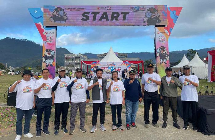 Bawaslu Kota Batu Gelar Colour Fun Run 2024: Ajak Generasi Muda Awasi Pemilu Bawaslu Kota Batu Gelar Colour Fun Run 2024: Ajak Generasi Muda Awasi Pemilu