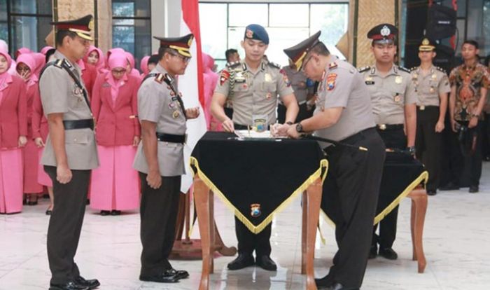 Kombespol Sumardji Resmi Jabat Kapolresta Sidoarjo Kombespol Sumardji Resmi Jabat Kapolresta Sidoarjo