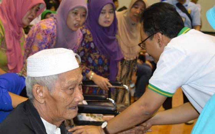 Hadiri Hari Lanjut Usia, Wagub: Lansia harus Produktif Hadiri Hari Lanjut Usia, Wagub: Lansia harus Produktif