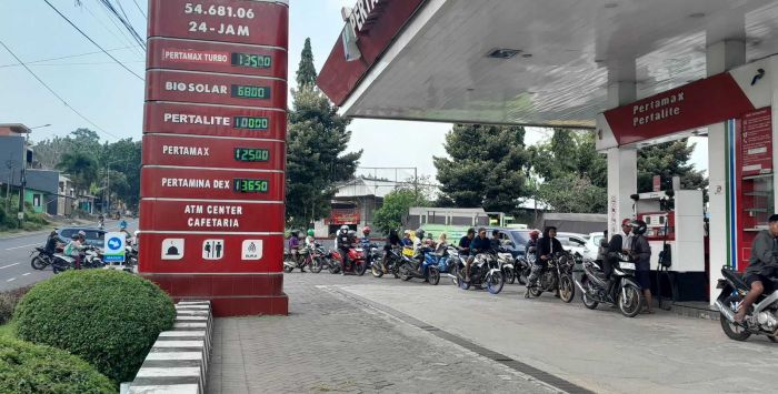 Penutupan Jalan Gumitir Perpanjang Waktu Kirim BBM, Pemkab Jember Minta Pertamina Atasi Kelangkaan