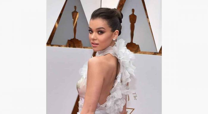 Hailee Steinfeld Ngaku Sulit untuk Tinggalkan Industri Musik