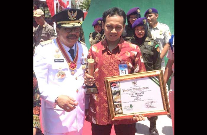 HARIAN BANGSA Juara 1 Lomba Karya Tulis HUT ke-72 Provinsi Jatim HARIAN BANGSA Juara 1 Lomba Karya Tulis HUT ke-72 Provinsi Jatim