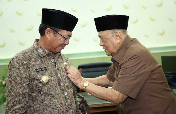 Pesan Ketua PWRI Jatim untuk Bupati Tuban Pesan Ketua PWRI Jatim untuk Bupati Tuban