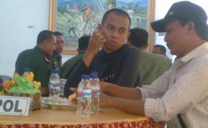 Siswa Sekoad TNI Jaring Aspirasi di Gresik Siswa Sekoad TNI Jaring Aspirasi di Gresik