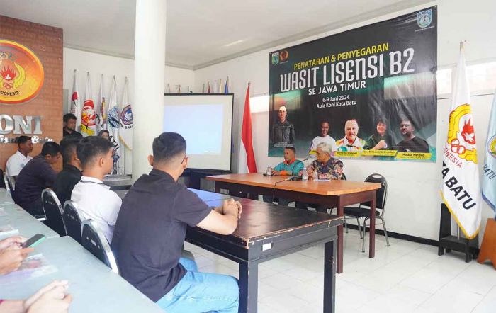 27 Peserta Ikuti Penataran dan Penyegaran Wasit Lisensi B2 se-Jawa Timur di Kota Batu 27 Peserta Ikuti Penataran dan Penyegaran Wasit Lisensi B2 se-Jawa Timur di Kota Batu