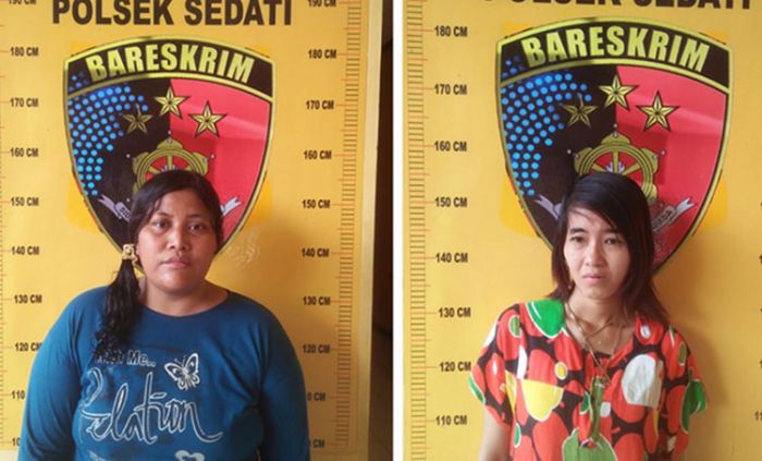 Satroni Rumah di Sedati Sidoarjo, Dua Wanita Ditangkap Polisi Satroni Rumah di Sedati Sidoarjo, Dua Wanita Ditangkap Polisi