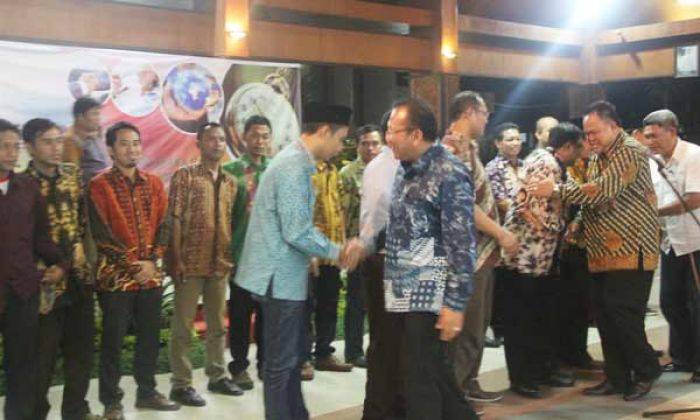 Pengukuhan Pengurus HIPKA Gresik, Pj Bupati Minta agar Jadi Kumpulan Pengusaha Bermoral Pengukuhan Pengurus HIPKA Gresik, Pj Bupati Minta agar Jadi Kumpulan Pengusaha Bermoral