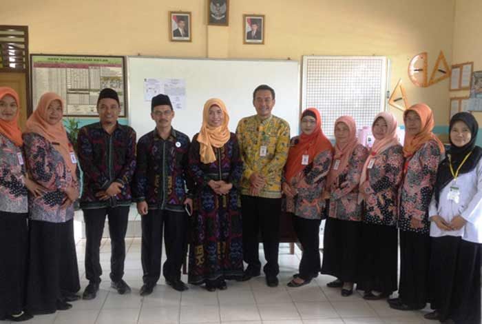 Banyak Kekurangan, Dewan Pendidikan Imbau Sekolah-sekolah di Tuban Persiapkan Diri Hadapi UNBK Banyak Kekurangan, Dewan Pendidikan Imbau Sekolah-sekolah di Tuban Persiapkan Diri Hadapi UNBK