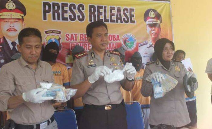 9 Pengedar Pil Koplo di Tuban Dibekuk 9 Pengedar Pil Koplo di Tuban Dibekuk