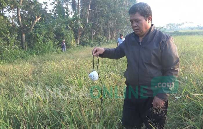 CCTV dan Uang Rp 119 Juta Diduga Milik Korban Pembunuhan di Jombang Ditemukan di Sawah CCTV dan Uang Rp 119 Juta Diduga Milik Korban Pembunuhan di Jombang Ditemukan di Sawah