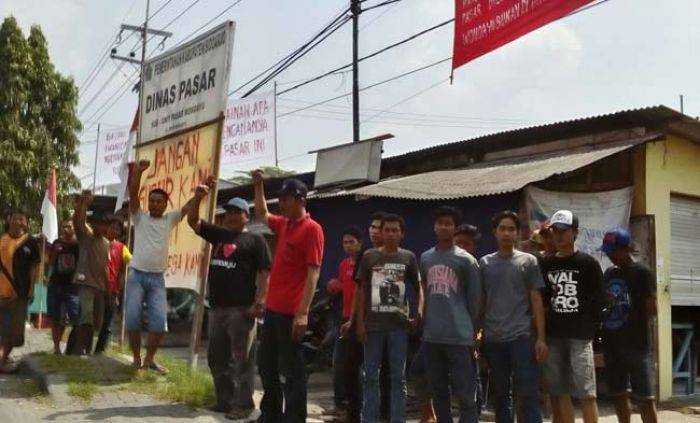 Tuntutan Tak Dipenuhi, Warga Tolak Revitalisasi Pasar Wonoayu Sidoarjo Tuntutan Tak Dipenuhi, Warga Tolak Revitalisasi Pasar Wonoayu Sidoarjo
