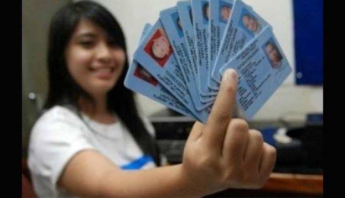 Perekaman e-KTP Bakal Ditutup 31 September: NIK Tak Terdeteksi, Bakal Tak Dapat Layanan Publik Perekaman e-KTP Bakal Ditutup 31 September: NIK Tak Terdeteksi, Bakal Tak Dapat Layanan Publik