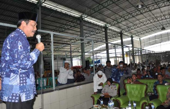 Pasca Terbakar, Pasar Baru Gresik Kembali Dioperasikan